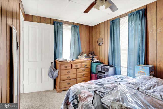 90 E MAIN ST, Elizabethville, PA 17023