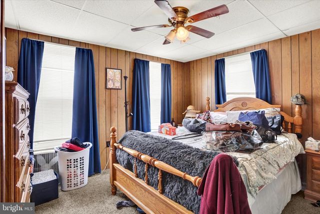 90 E MAIN ST, Elizabethville, PA 17023