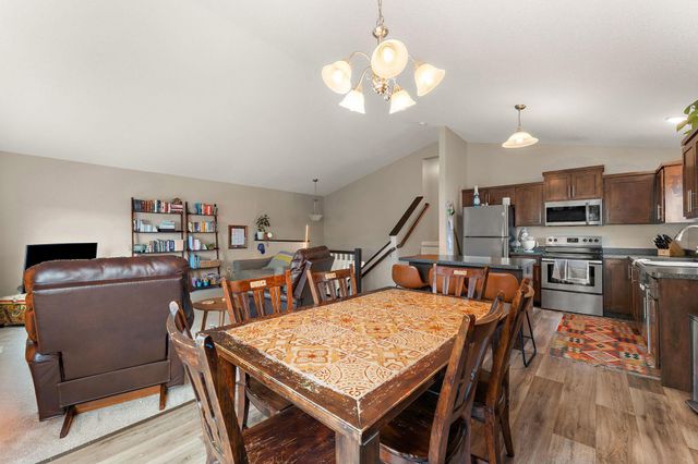 845 Highview Loop SE, Pine City, MN 55063