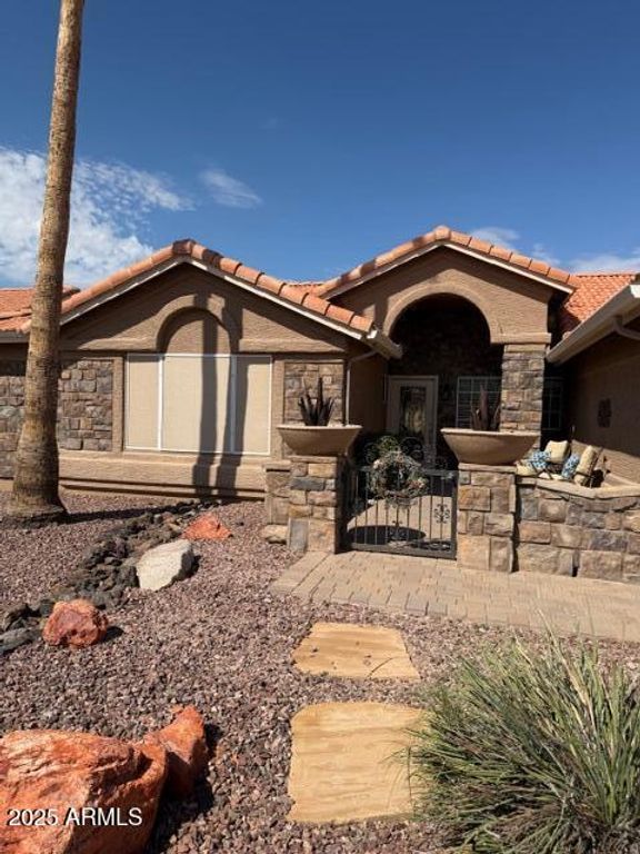 10502 E ELMHURST Drive, Sun Lakes, AZ 85248