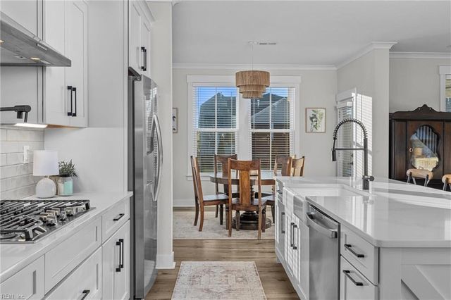 2952 Weston LOOP, Virginia Beach, VA 23456