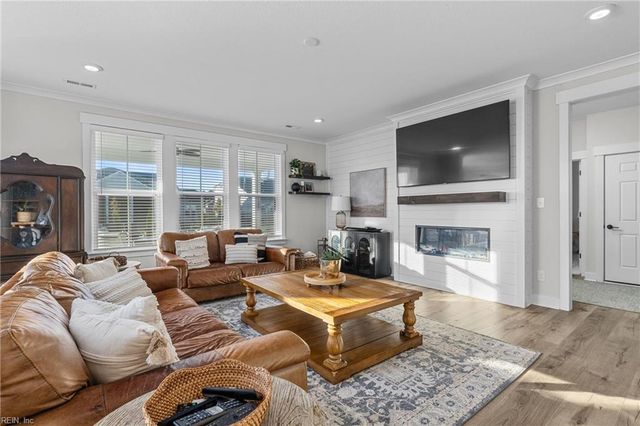 2952 Weston LOOP, Virginia Beach, VA 23456