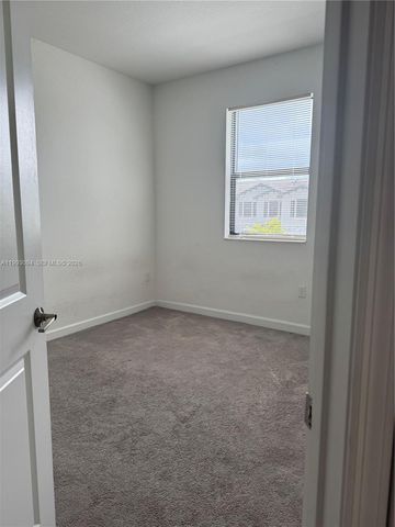 13379 SW 287th St, Homestead, FL 33033