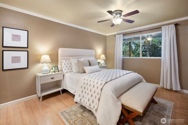 5612 159th Place NE, Redmond, WA 98052