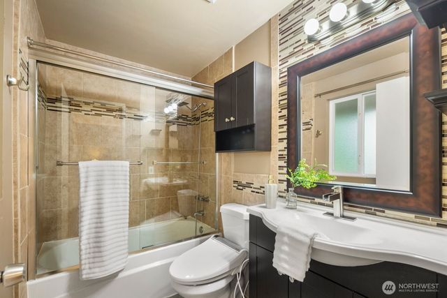 5612 159th Place NE, Redmond, WA 98052