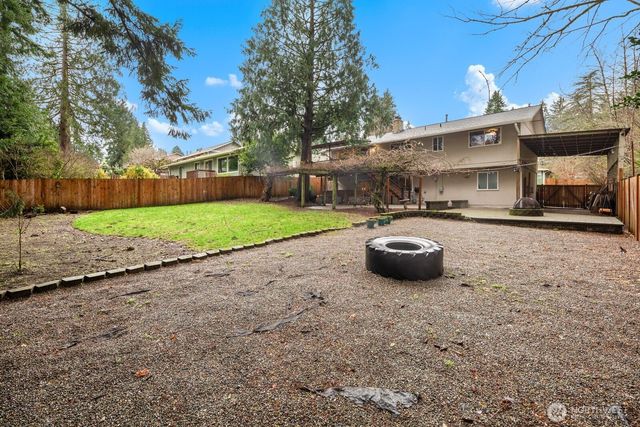 5612 159th Place NE, Redmond, WA 98052