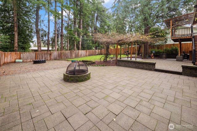 5612 159th Place NE, Redmond, WA 98052