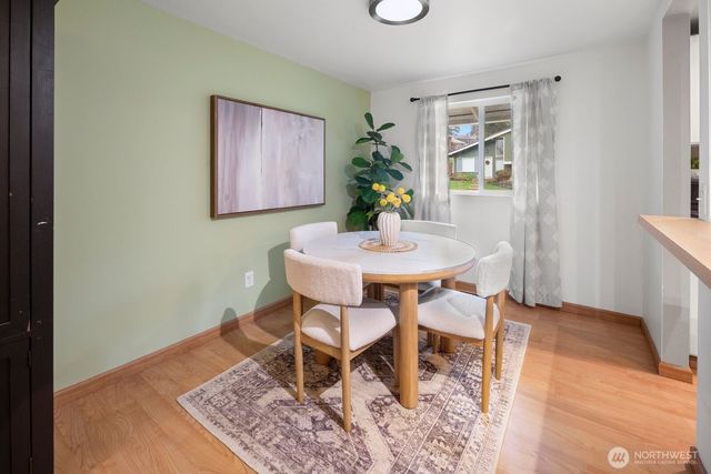 5612 159th Place NE, Redmond, WA 98052