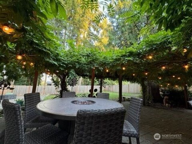 5612 159th Place NE, Redmond, WA 98052