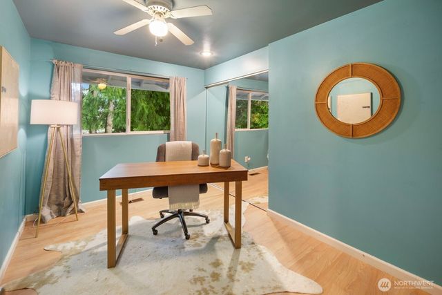 5612 159th Place NE, Redmond, WA 98052