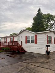 32544 N Center Lane, Grayslake, IL 60030