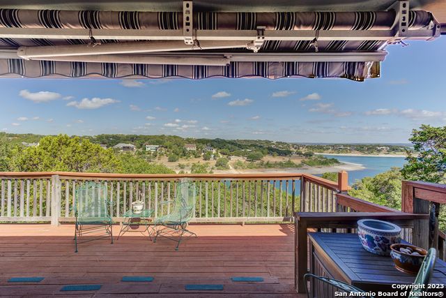 1254 VILLAGE SHORE DR, Canyon Lake, TX 78133