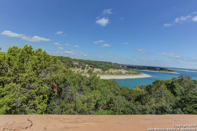 1254 VILLAGE SHORE DR, Canyon Lake, TX 78133