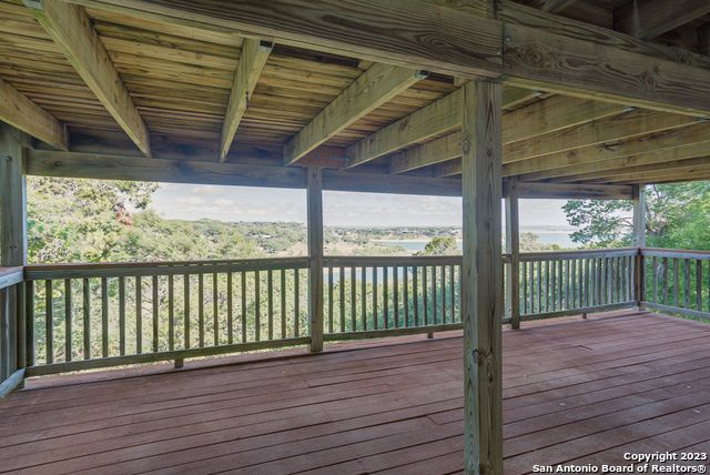 1254 VILLAGE SHORE DR, Canyon Lake, TX 78133