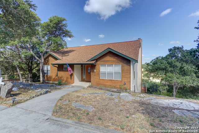 1254 VILLAGE SHORE DR, Canyon Lake, TX 78133