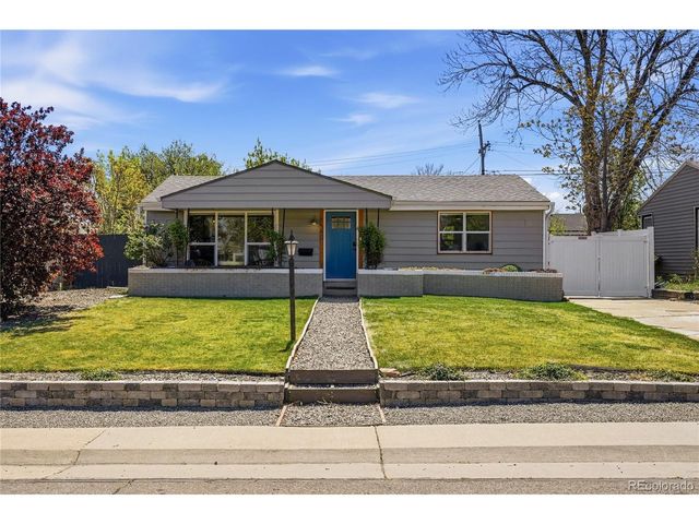 1560 W Beekman Pl, Denver, CO 80221