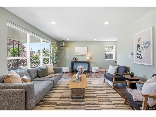 1560 W Beekman Pl, Denver, CO 80221