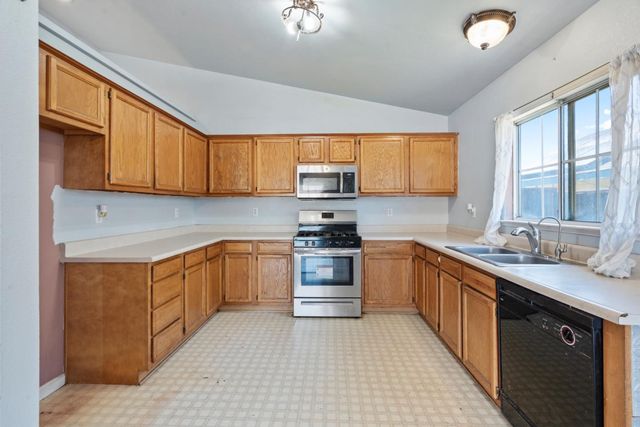 827 Terraza Street, Soledad, CA 93960