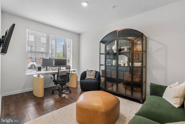 3104 PIERVIEW LN, Philadelphia, PA 19125