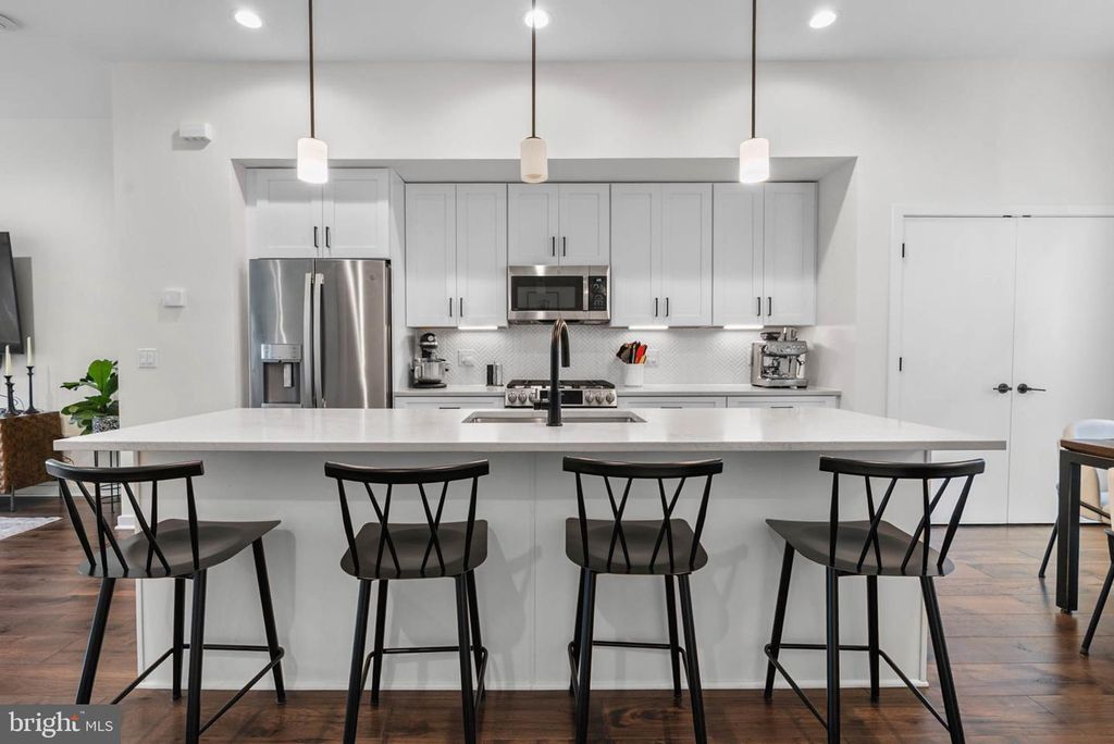 3104 PIERVIEW LN, PHILADELPHIA, PA 19125 — photo 5