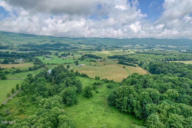 1678 Sluder Road, Shady Valley, TN 37688