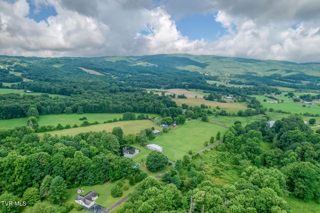1678 Sluder Road, Shady Valley, TN 37688
