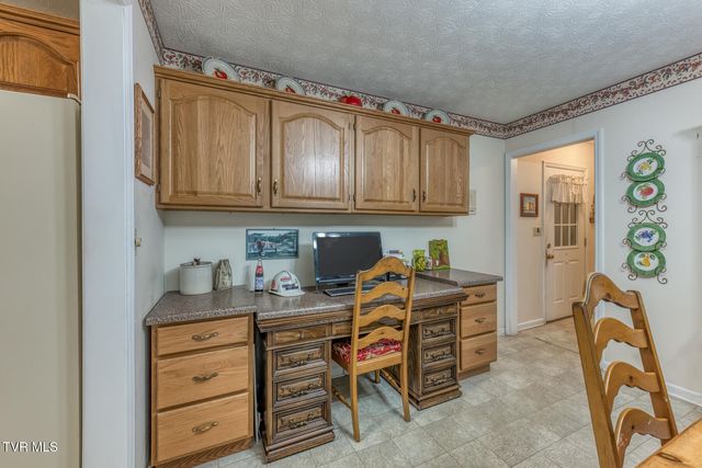 1678 Sluder Road, Shady Valley, TN 37688