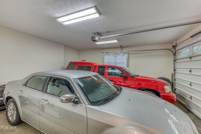 1678 Sluder Road, Shady Valley, TN 37688