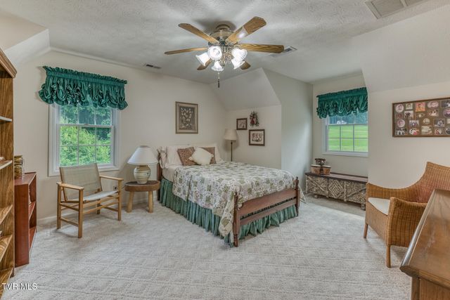 1678 Sluder Road, Shady Valley, TN 37688
