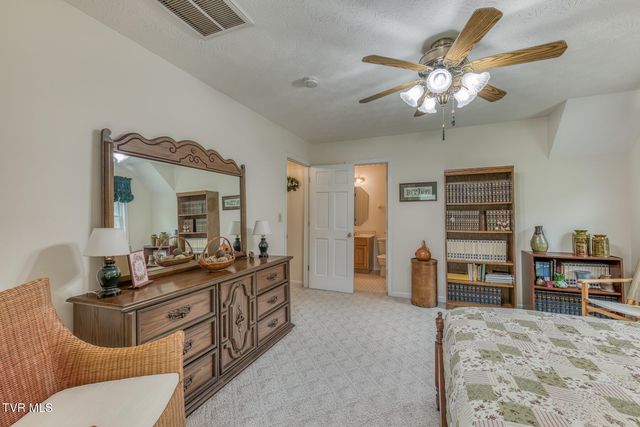 1678 Sluder Road, Shady Valley, TN 37688