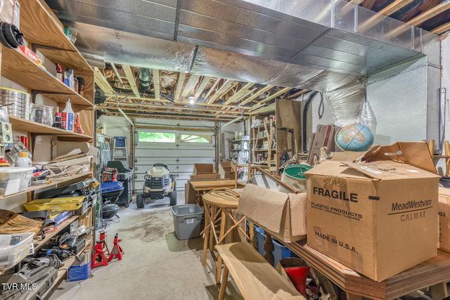1678 Sluder Road, Shady Valley, TN 37688