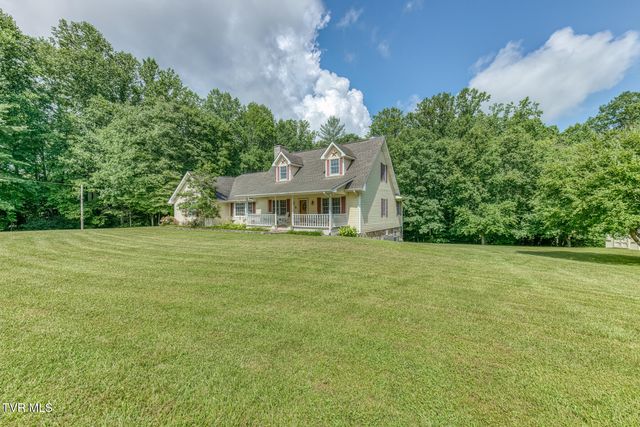 1678 Sluder Road, Shady Valley, TN 37688