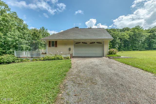 1678 Sluder Road, Shady Valley, TN 37688