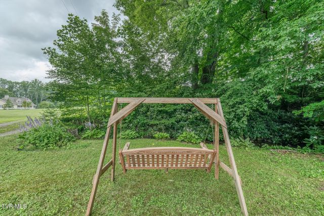 1678 Sluder Road, Shady Valley, TN 37688