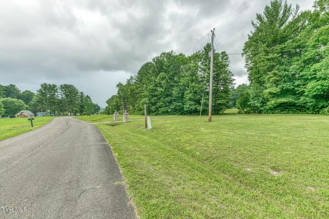 1678 Sluder Road, Shady Valley, TN 37688