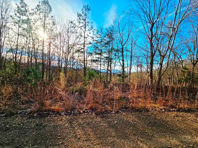 270 Graystone Drive, Murphy, NC 28906
