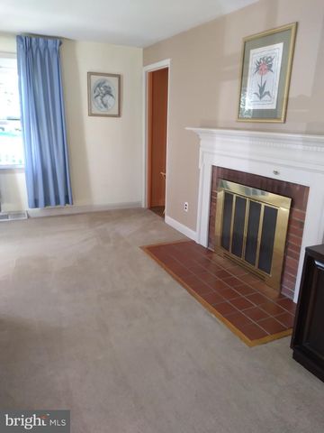 202 CRANBROOK RD, Cockeysville, MD 21030