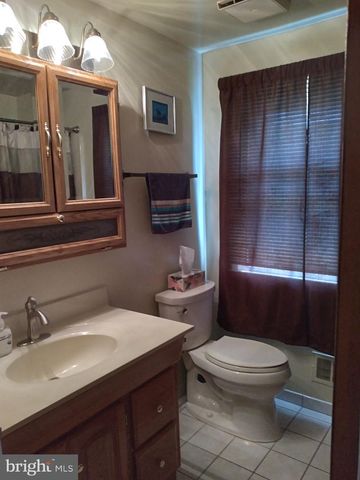 202 CRANBROOK RD, Cockeysville, MD 21030