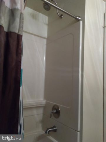 202 CRANBROOK RD, Cockeysville, MD 21030