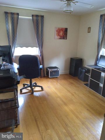 202 CRANBROOK RD, Cockeysville, MD 21030