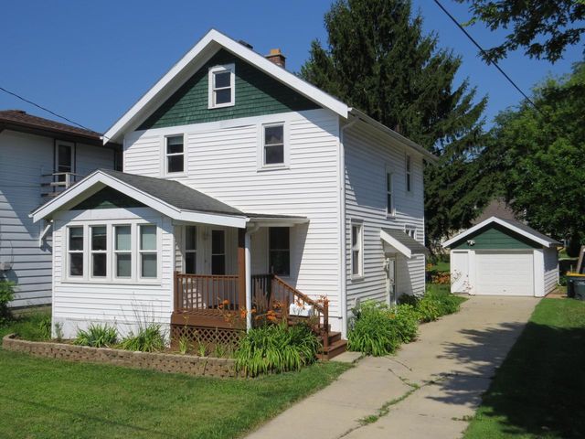 1710 Taylor LANE, West Bend, WI 53090