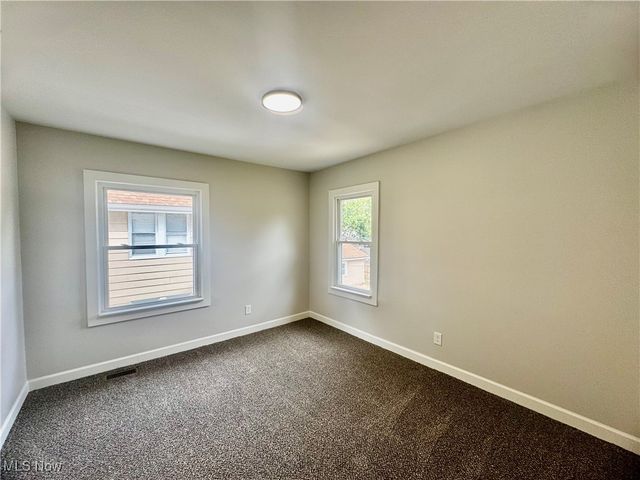 453 Briarwood Drive, Akron, OH 44320