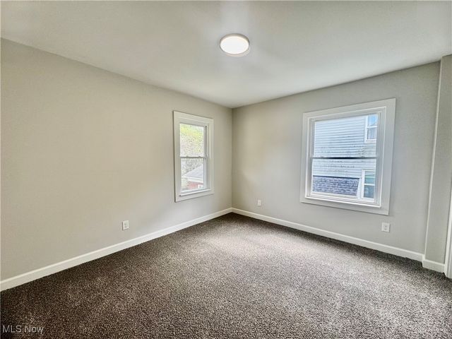 453 Briarwood Drive, Akron, OH 44320