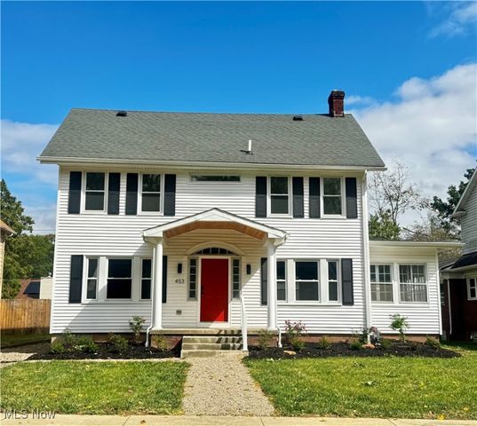453 Briarwood Drive, Akron, OH 44320
