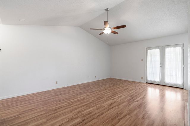 1503 W Braker LN A, Austin, TX 78758