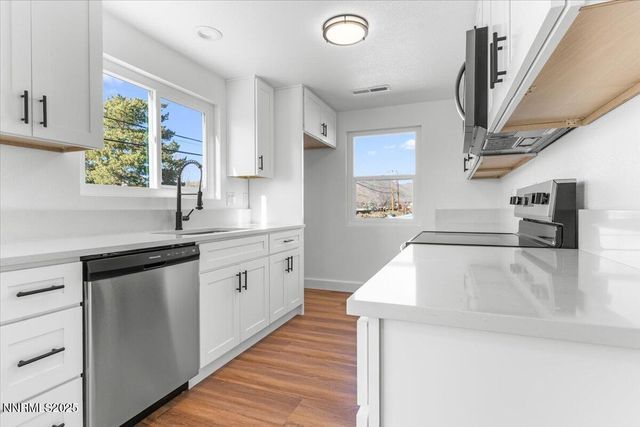 17200 Touraco Street, Reno, NV 89508