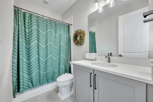 9187 WAVERLY WALK DRIVE, Orlando, FL 32817