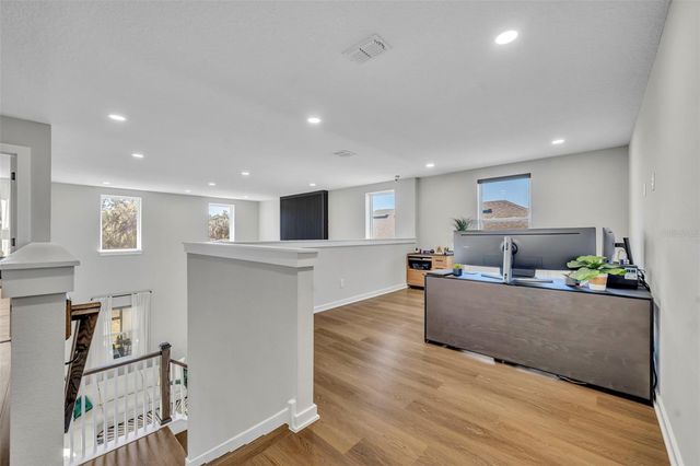 9187 WAVERLY WALK DRIVE, Orlando, FL 32817