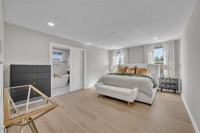 9187 WAVERLY WALK DRIVE, Orlando, FL 32817