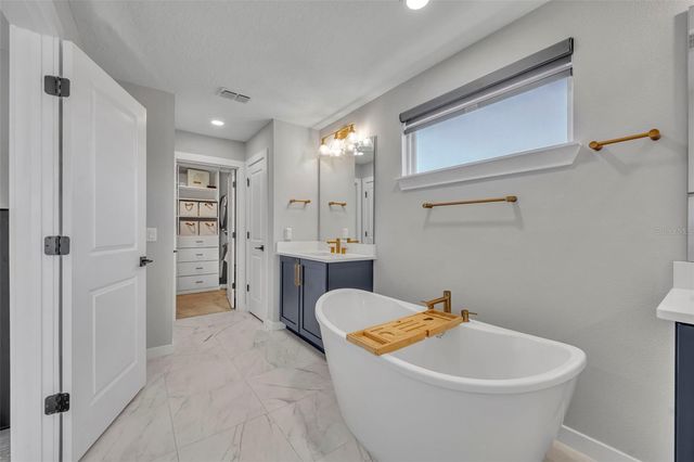 9187 WAVERLY WALK DRIVE, Orlando, FL 32817